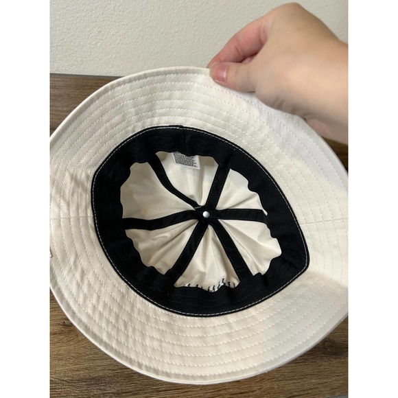 NWT Vans Bucket hat - Picture 3 of 4